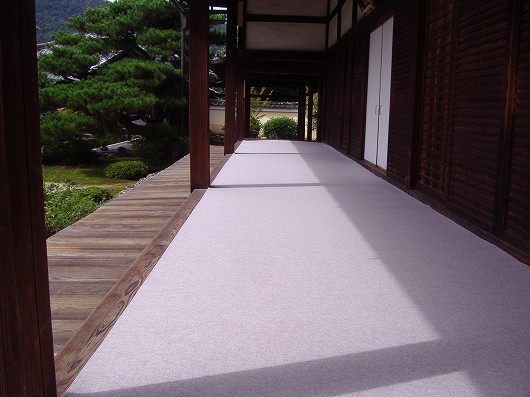 京都お寺の絨毯リフォーム
